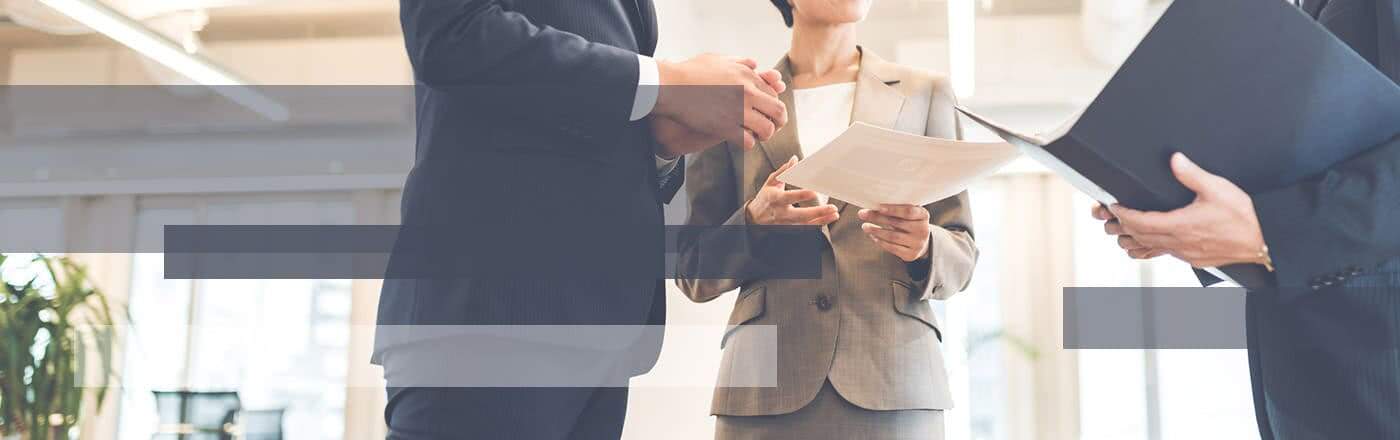 【ITコンサルの仕事内容と年収】フリーランスで高収入を目指す方法!